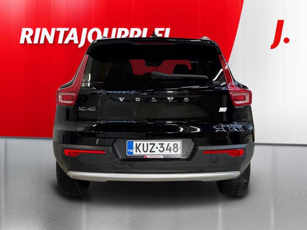 Volvo XC40 T4 TwE Core aut 2023, photo 6/25