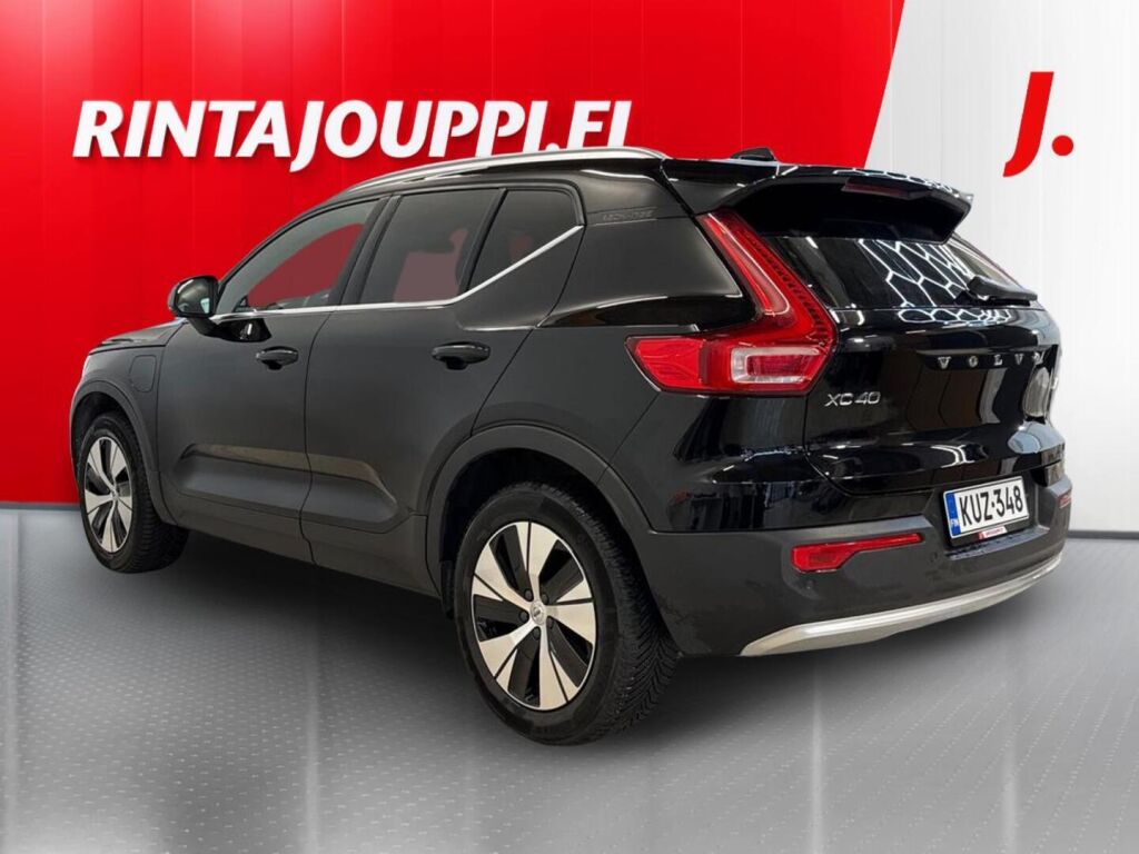 Volvo XC40 T4 TwE Core aut 2023, photo 3/25