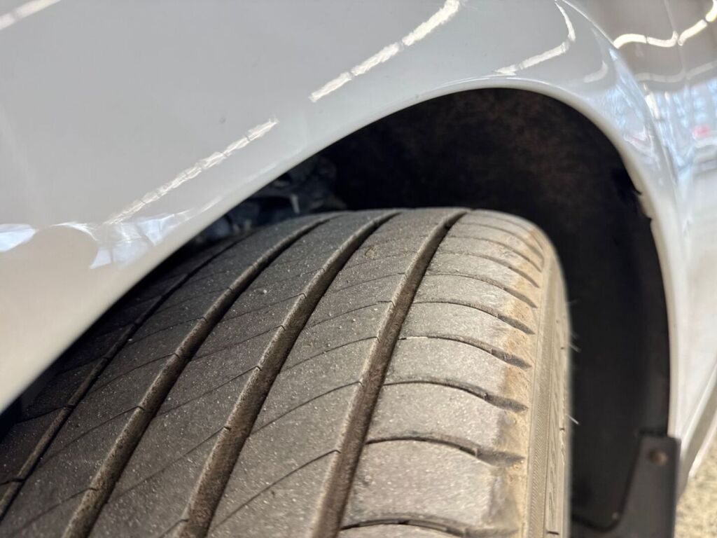 Kia ProCeed 2022 Valkoinen