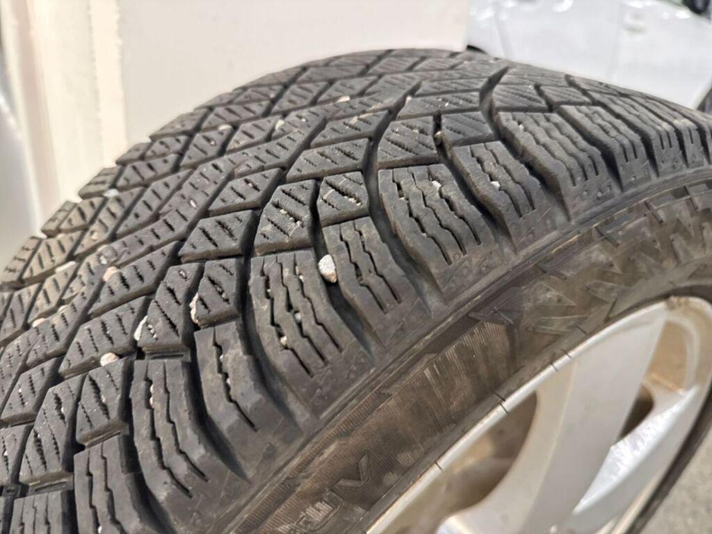 Volkswagen ID.3 2023 Harmaa