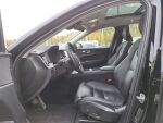 Volvo XC60 2023 Musta