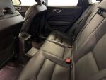 Volvo XC60 2023 Musta