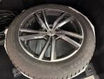 Volvo XC60 2023 Musta