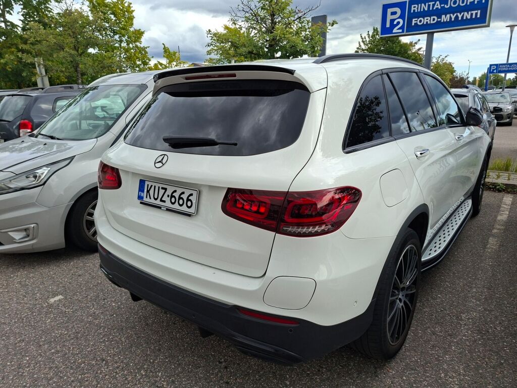 Mercedes-Benz GLC 2022 Valkoinen