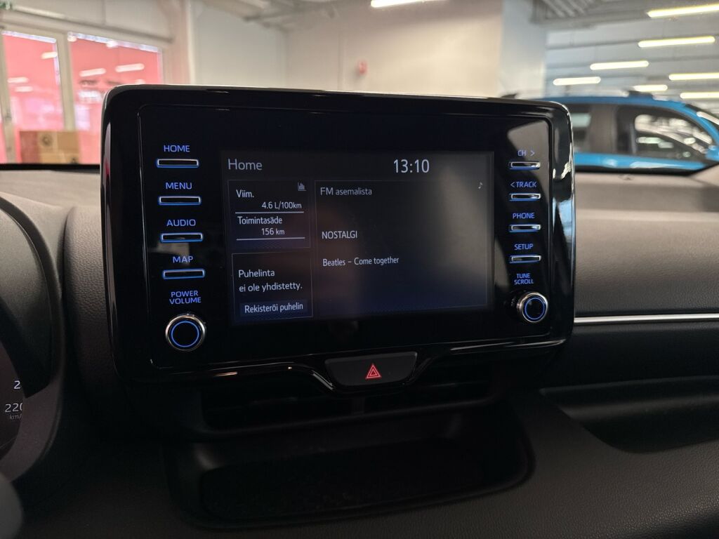 Toyota Yaris 2023 Valkoinen