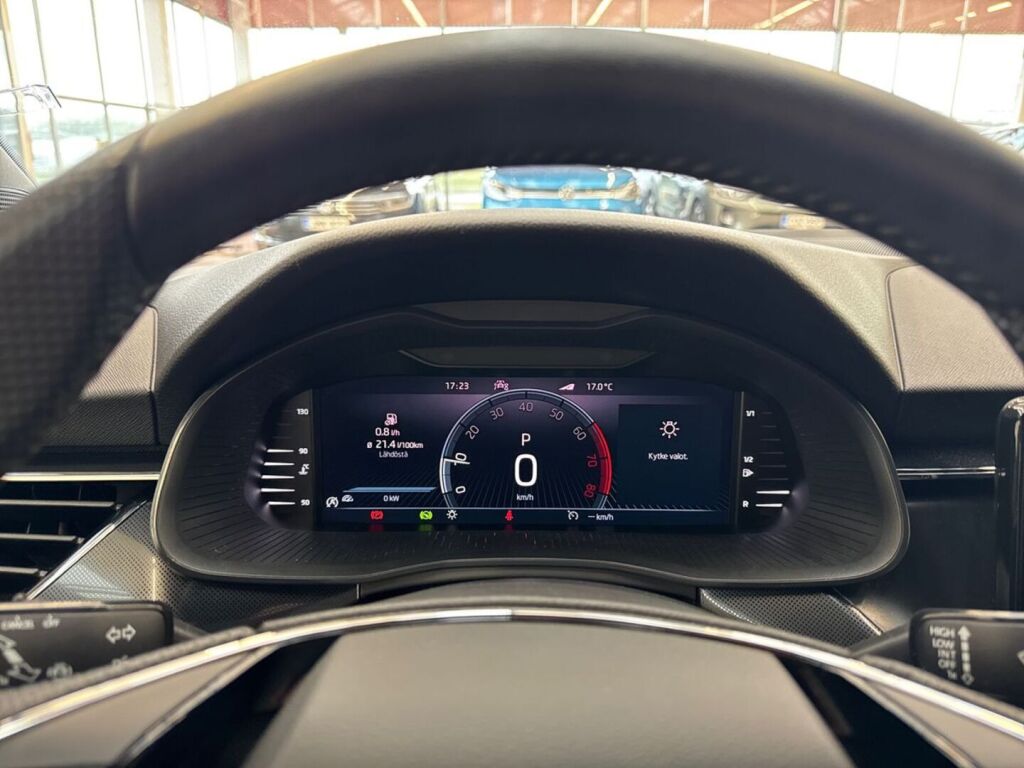 Skoda Scala 2023 Valkoinen