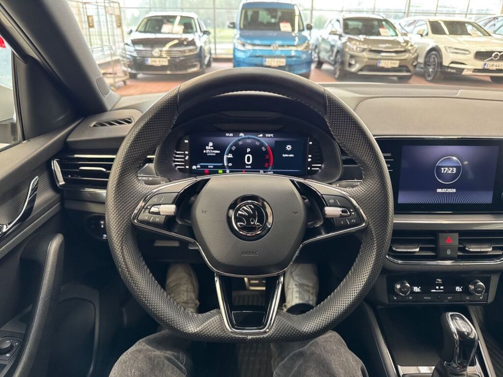Skoda Scala 2023 Valkoinen