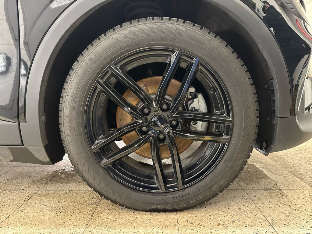 Renault Megane 2022 Musta