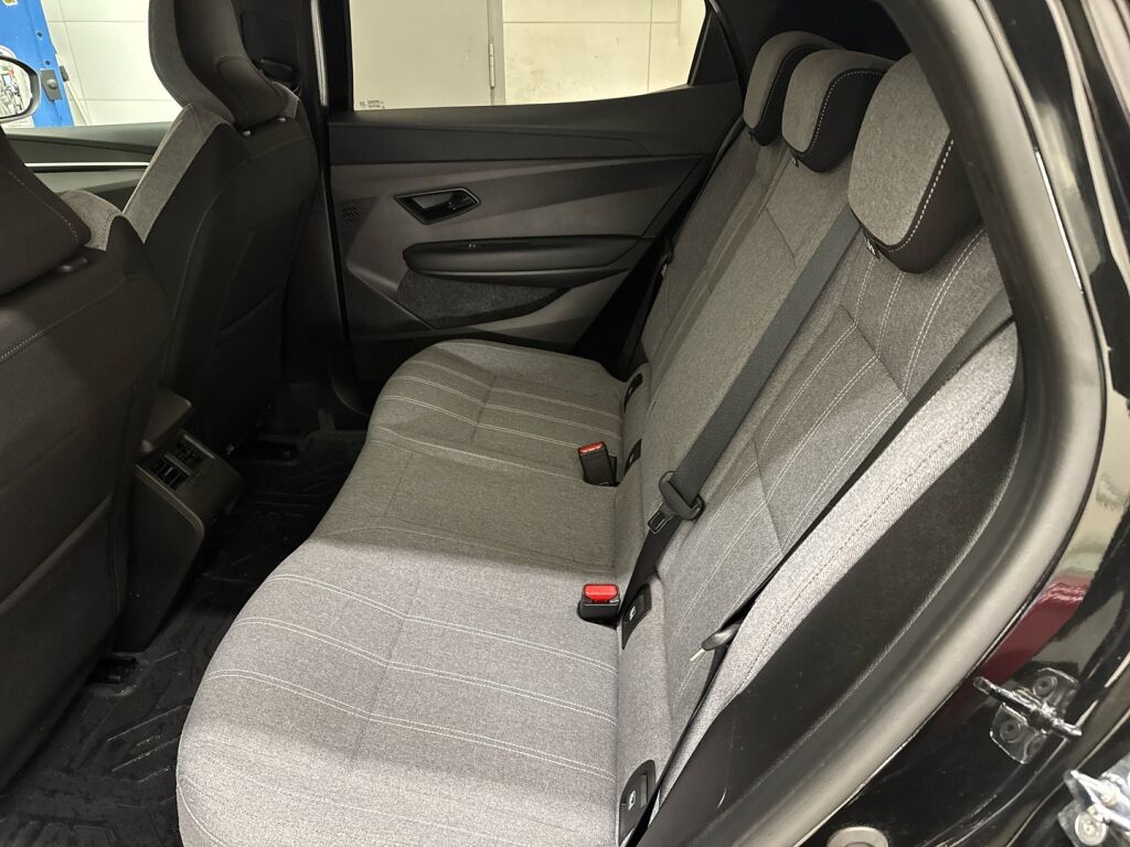 Renault Megane 2022 Musta