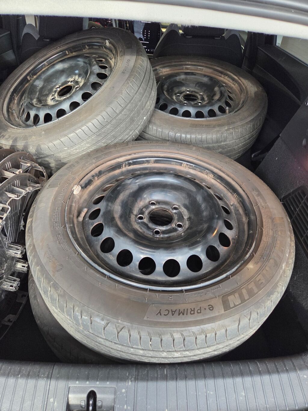 Renault Megane 2022 Musta