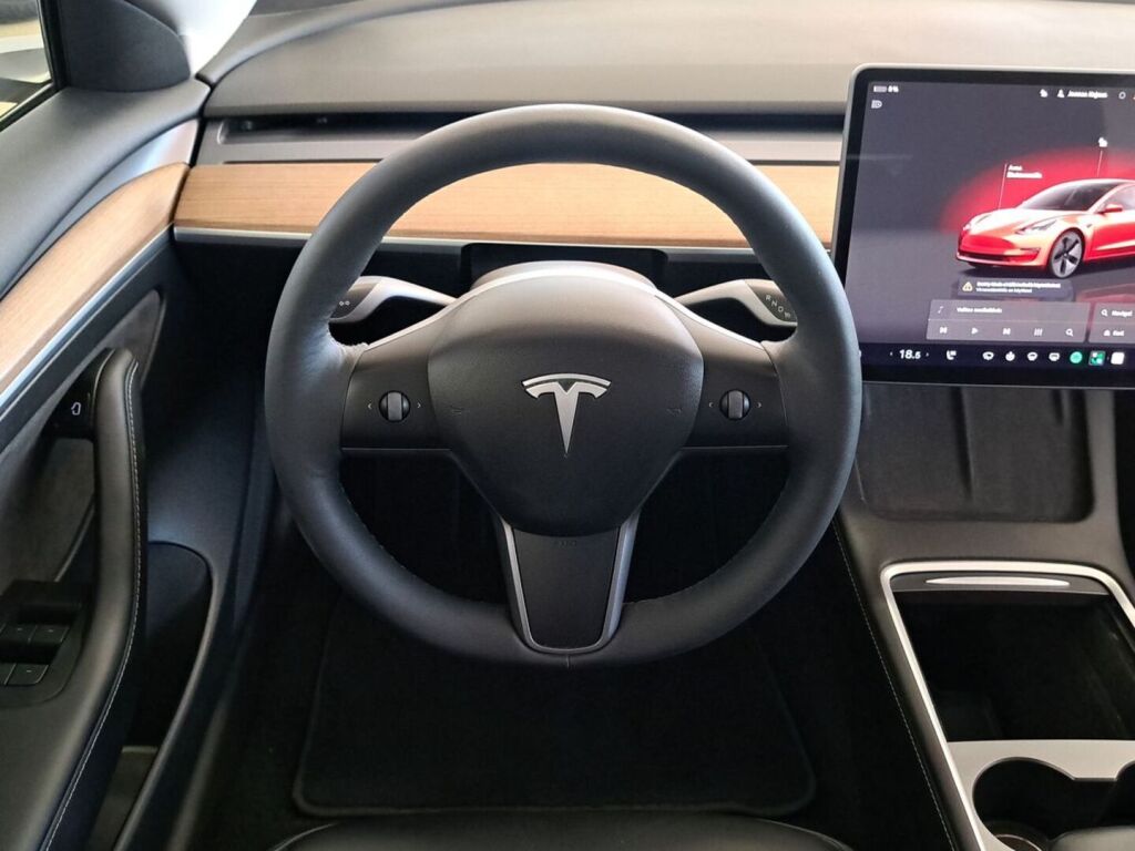 Tesla Model 3 2022 Valkoinen