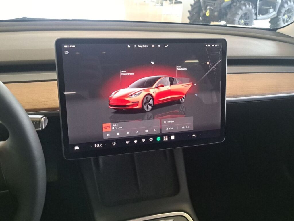 Tesla Model 3 2022 Valkoinen
