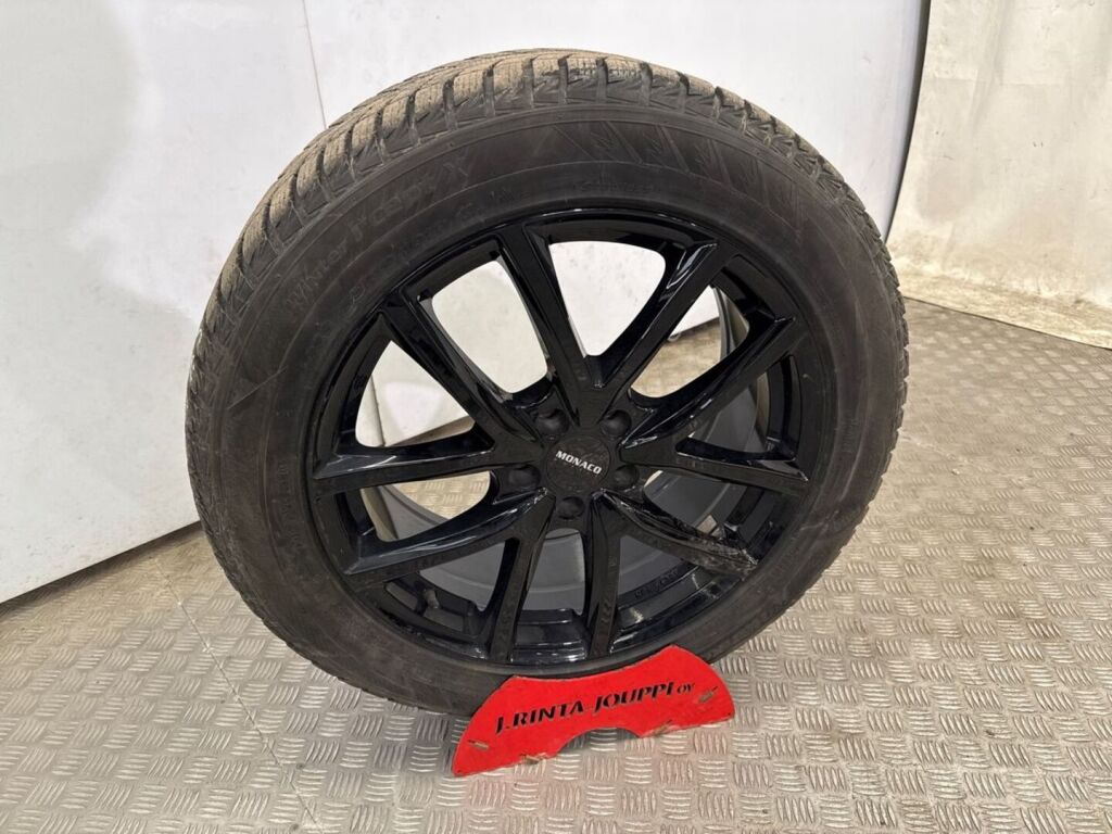 Volkswagen ID.4 2020 Musta