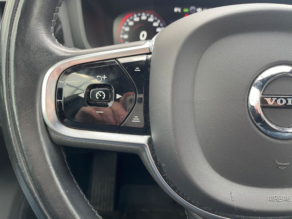 Volvo V60 2021 Harmaa