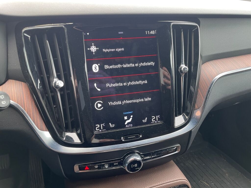 Volvo V60 2021 Harmaa