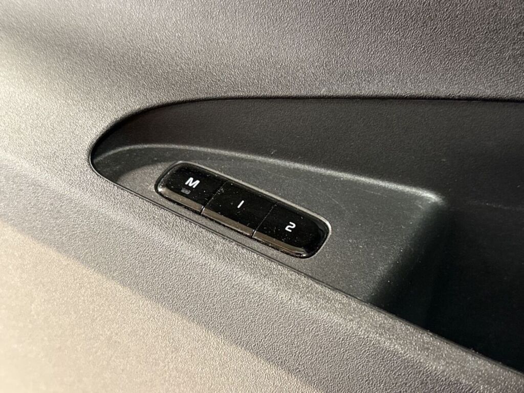 Polestar 2 2023 Harmaa