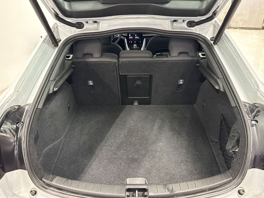Polestar 2 2023 Harmaa