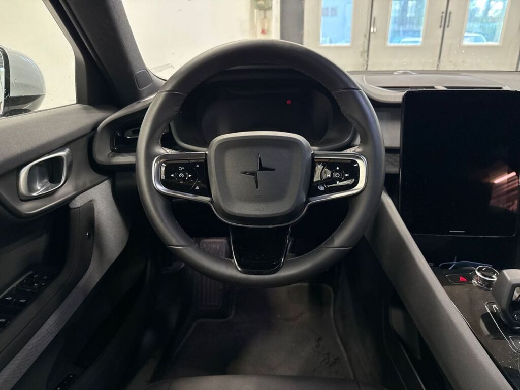 Polestar 2 2023 Harmaa