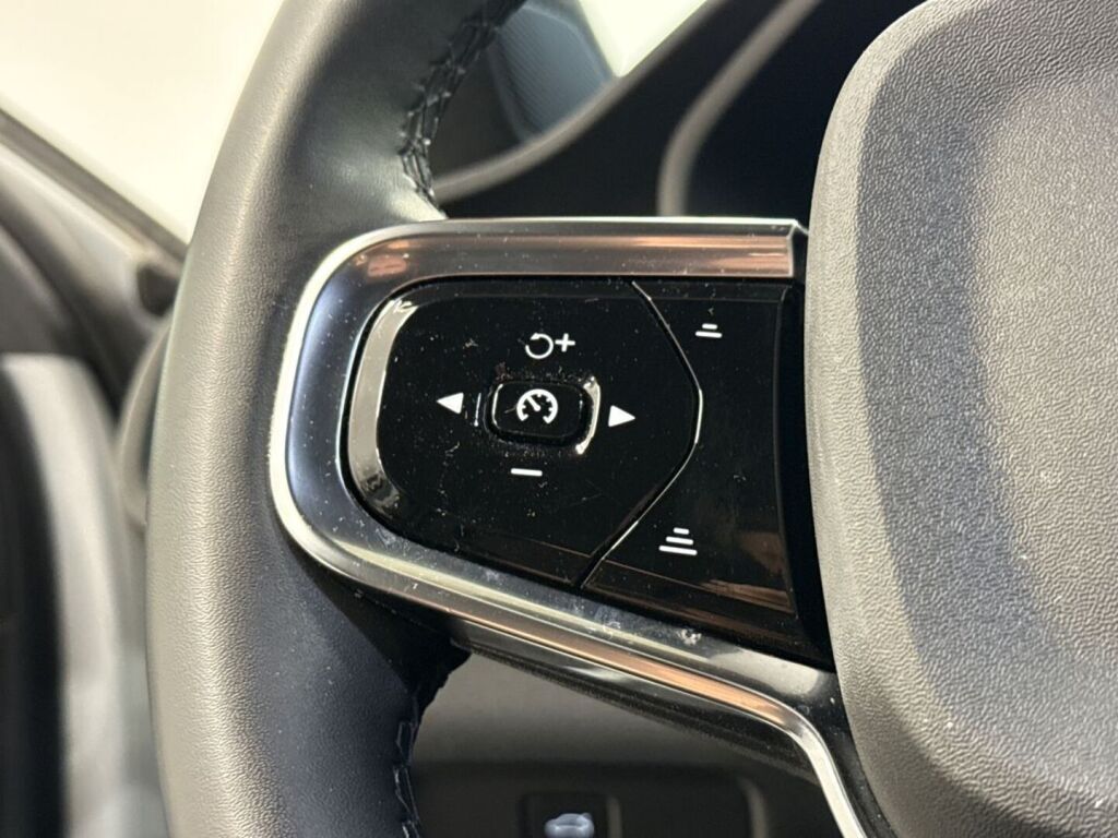 Polestar 2 2023 Harmaa
