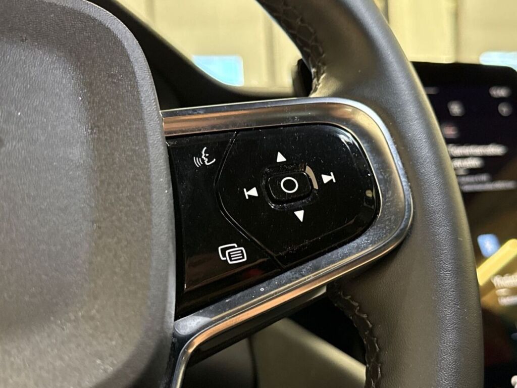 Polestar 2 2023 Harmaa