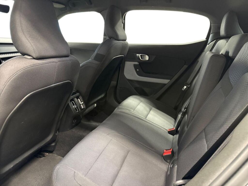 Polestar 2 2023 Harmaa