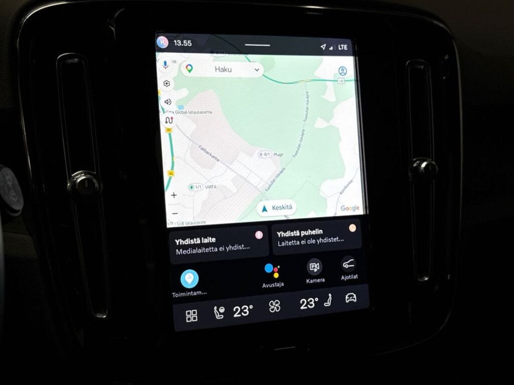 Volvo XC40 2023 Valkoinen
