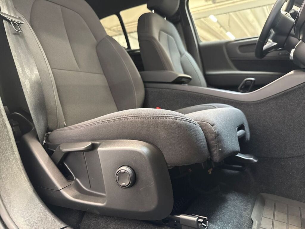 Volvo XC40 2023 Valkoinen