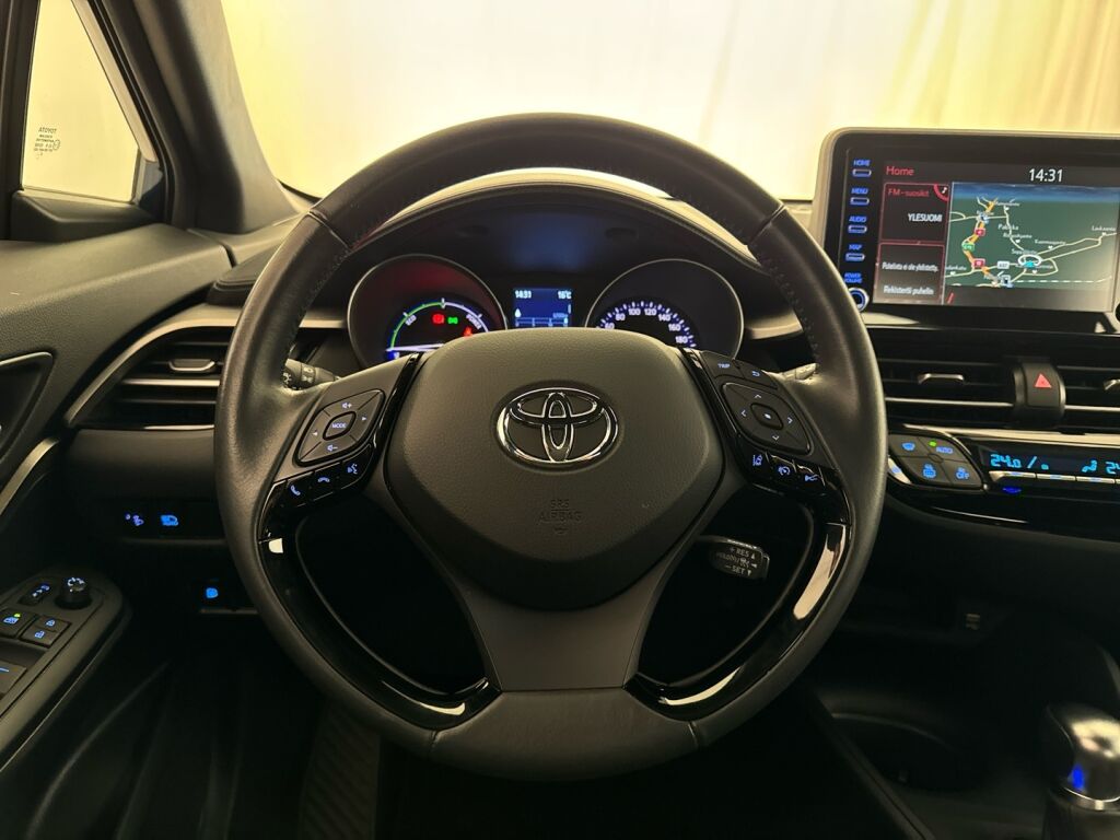 Toyota C-HR 2023 Musta