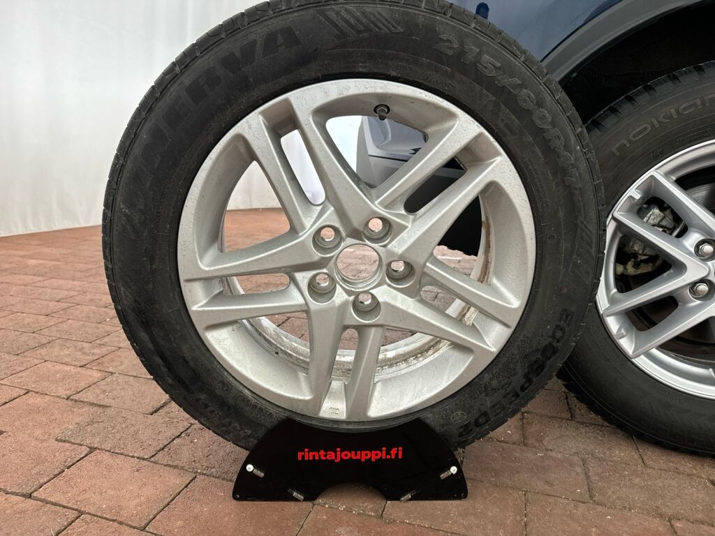 Toyota C-HR 2023 Musta