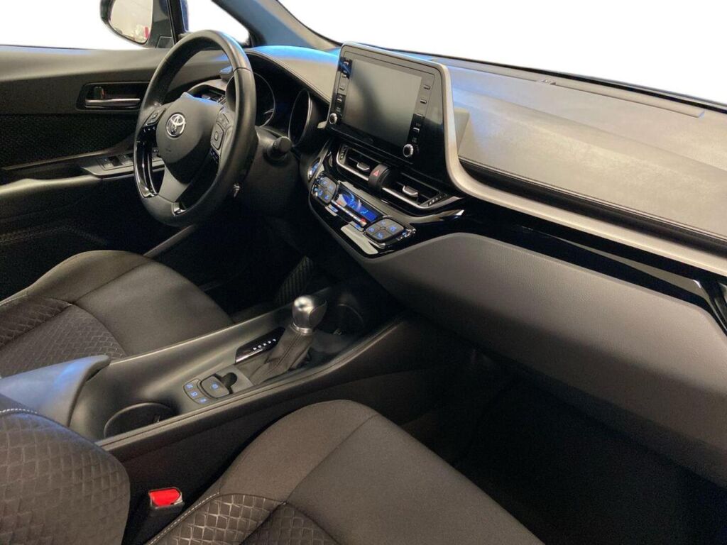 Toyota C-HR 2023 Musta