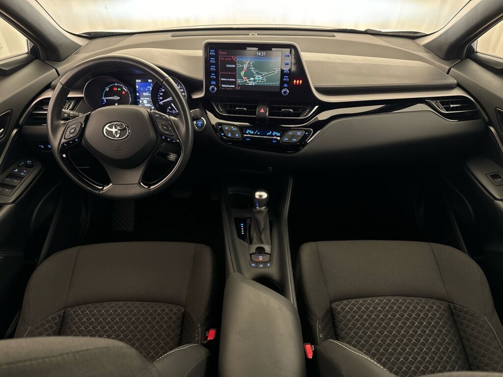 Toyota C-HR 2023 Musta