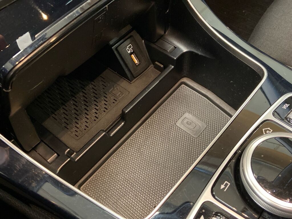 Mercedes-Benz C 2020 Sininen