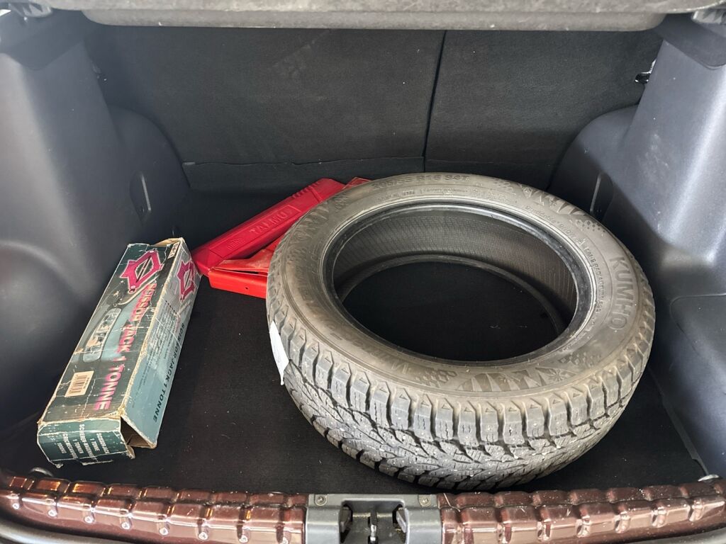 Dacia Duster 2016 Ruskea (beige)