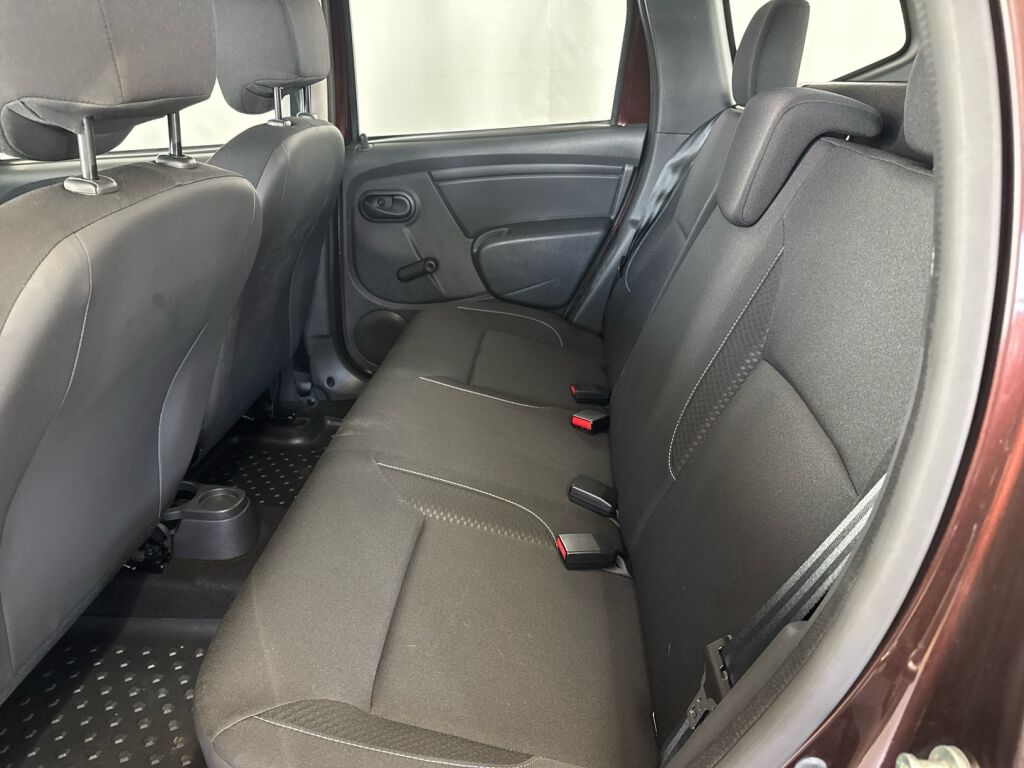 Dacia Duster 2016 Ruskea (beige)