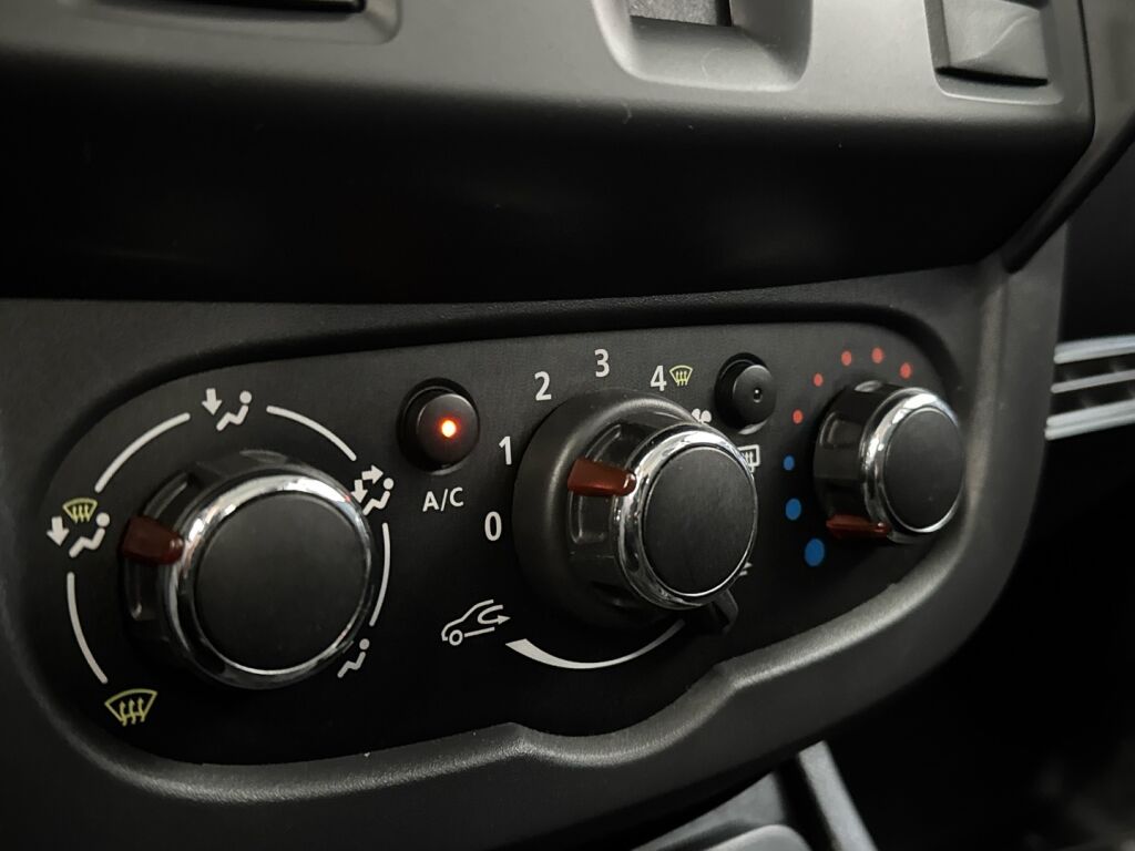 Dacia Duster 2016 Ruskea (beige)