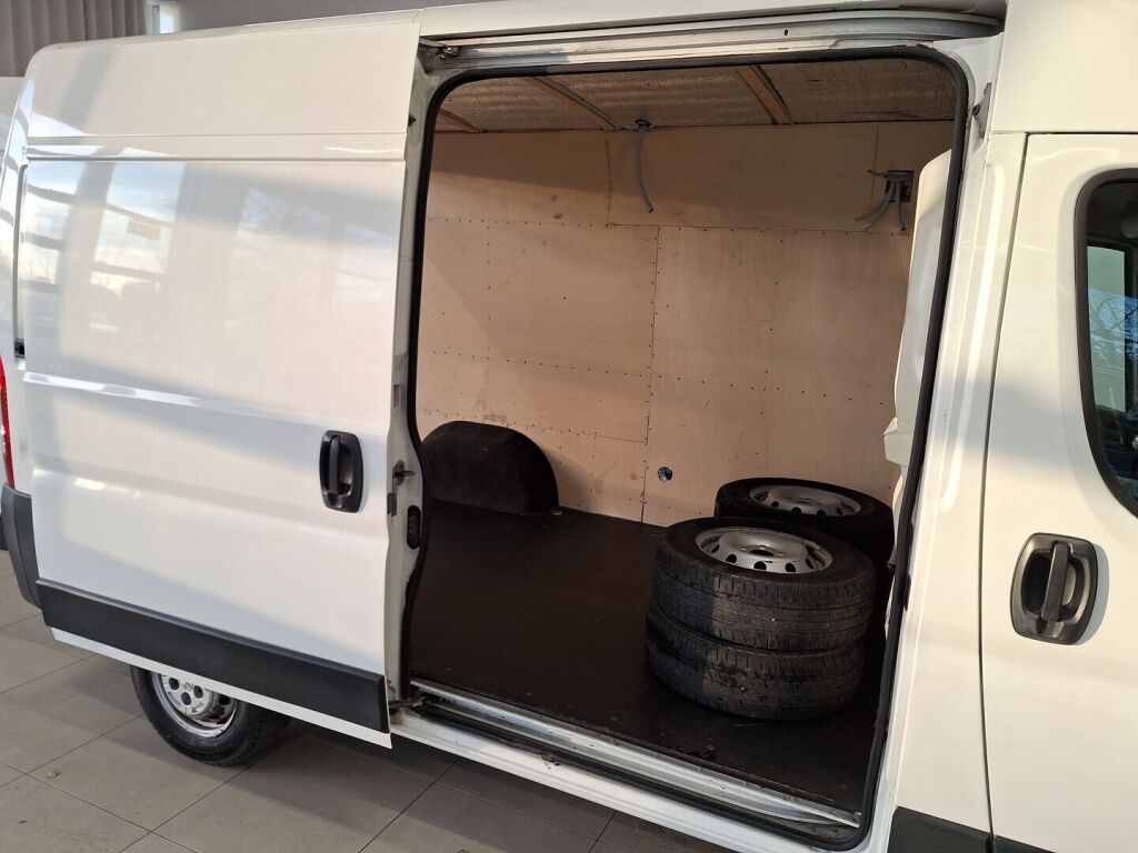 Peugeot Boxer 2010 Valkoinen
