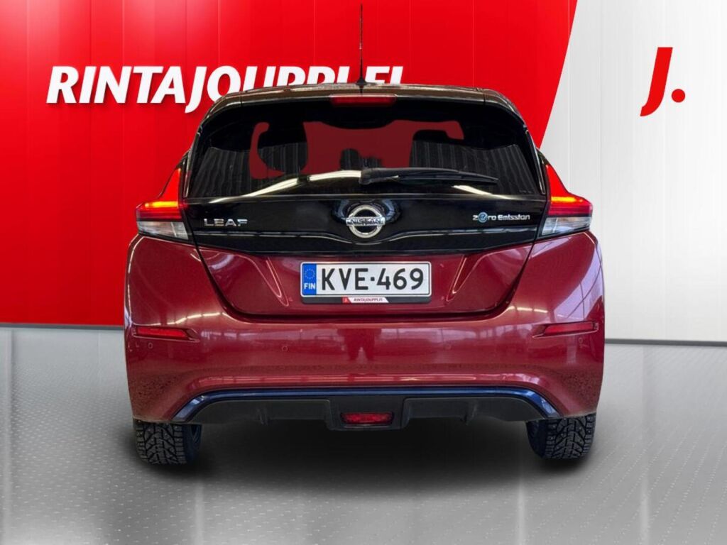 Nissan Leaf 2018 Punainen