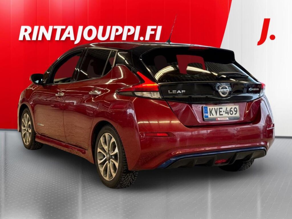 Nissan Leaf 2018 Punainen