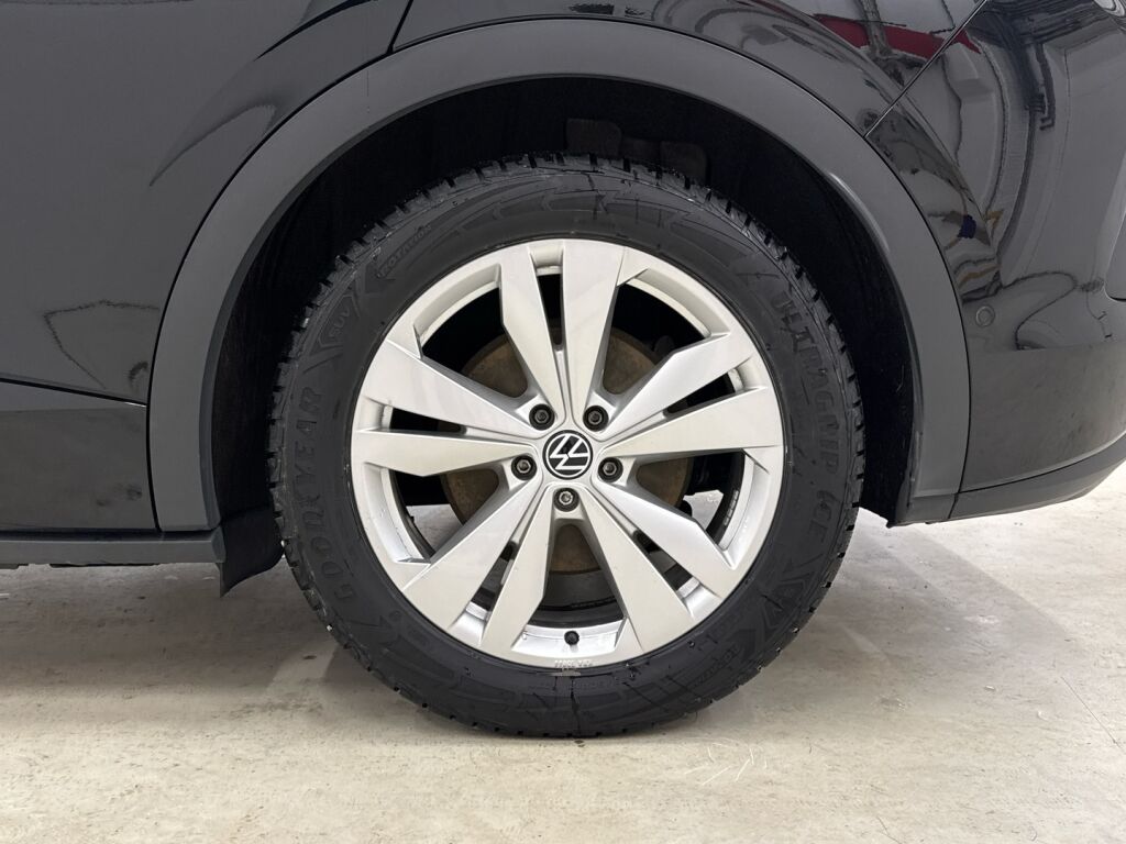 Volkswagen ID.5 2023 Musta