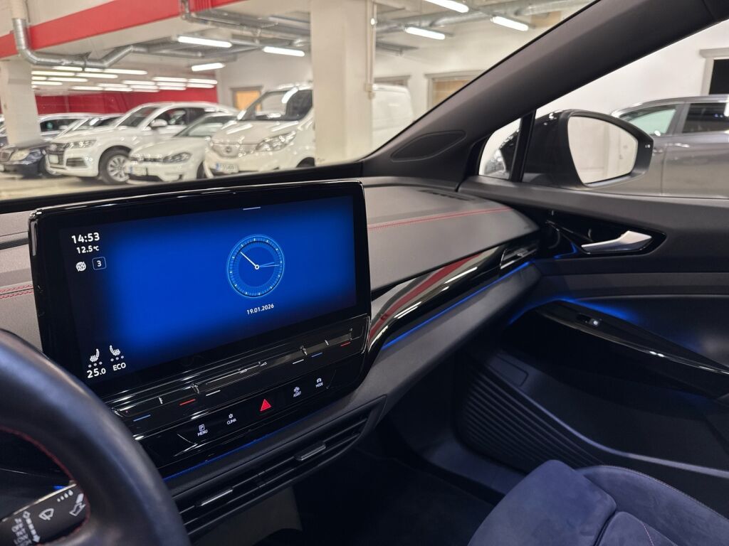 Volkswagen ID.5 2023 Musta