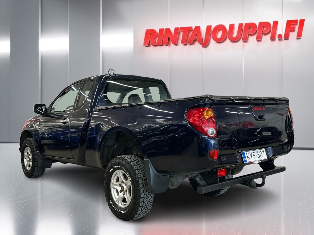Mitsubishi L200 2011 