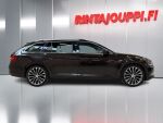 Skoda Superb 2018 Ruskea (beige)