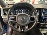 Volvo XC60 2020 Sininen