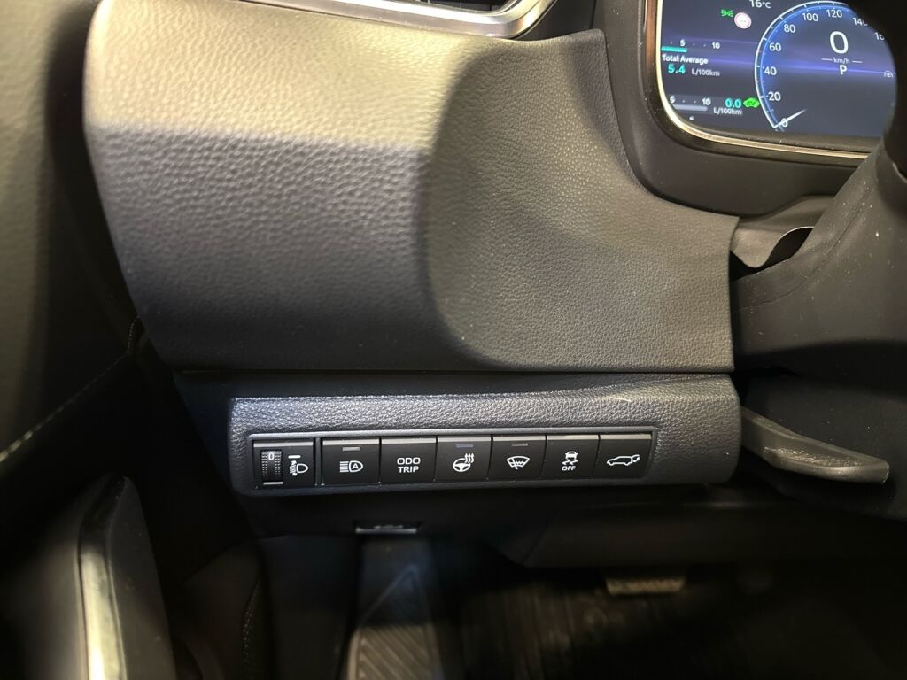 Toyota Corolla 2023 Valkoinen