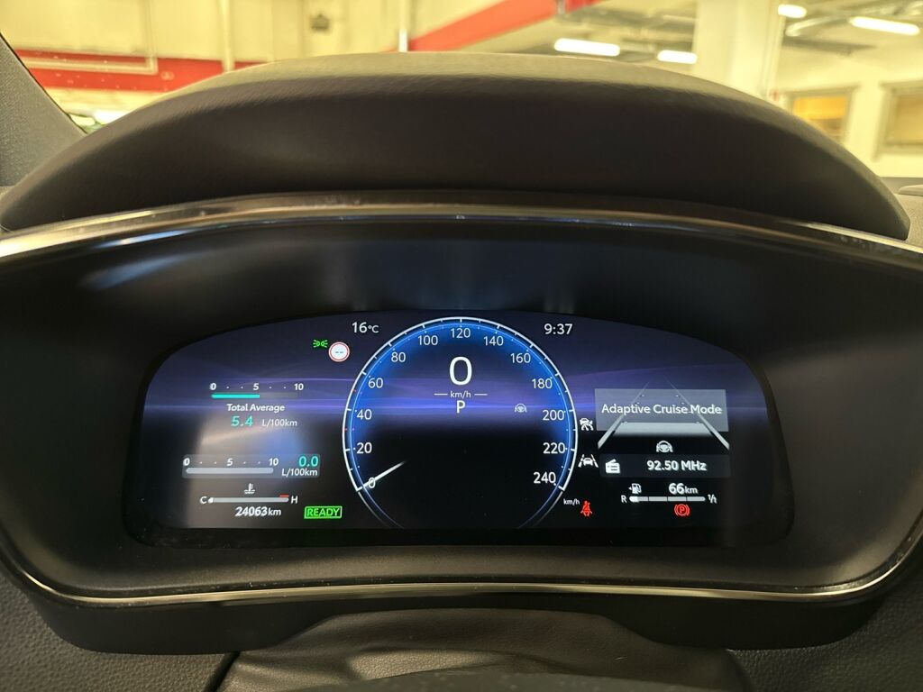 Toyota Corolla 2023 Valkoinen