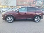 Nissan Qashqai 2023 Punainen
