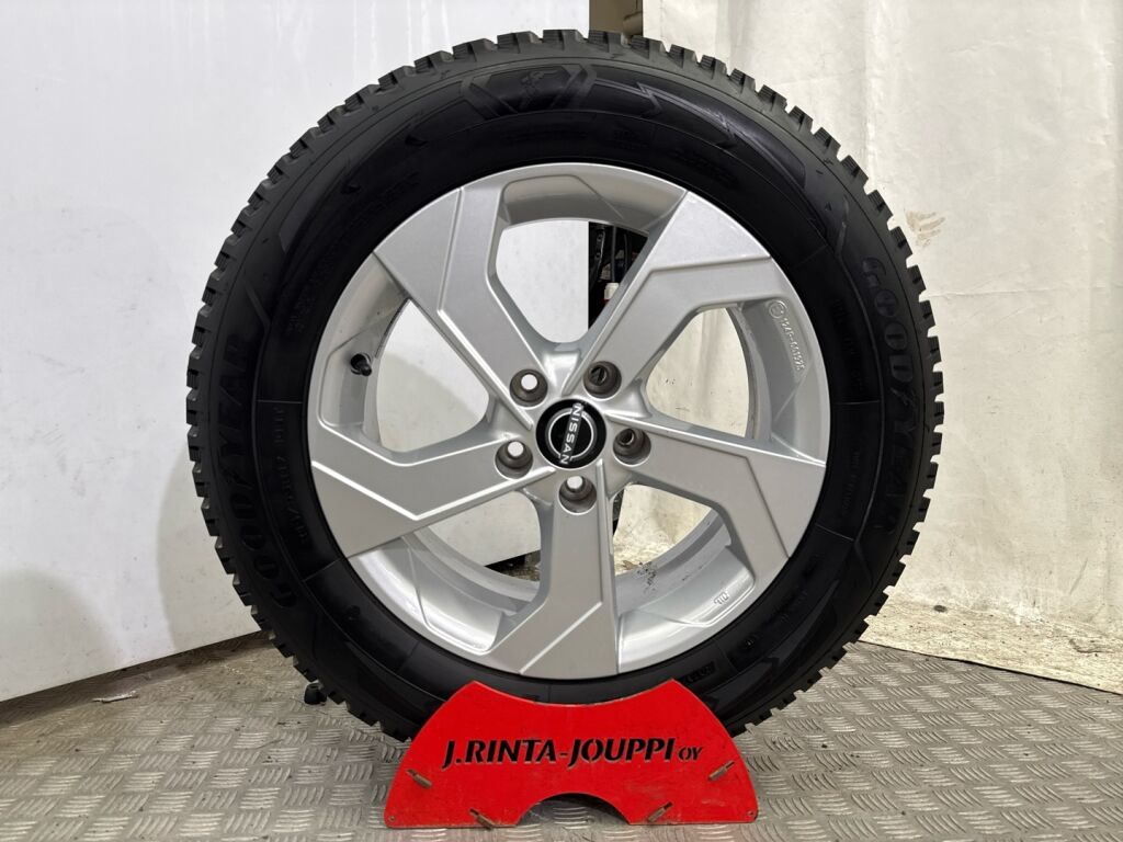 Nissan Qashqai 2023 Punainen