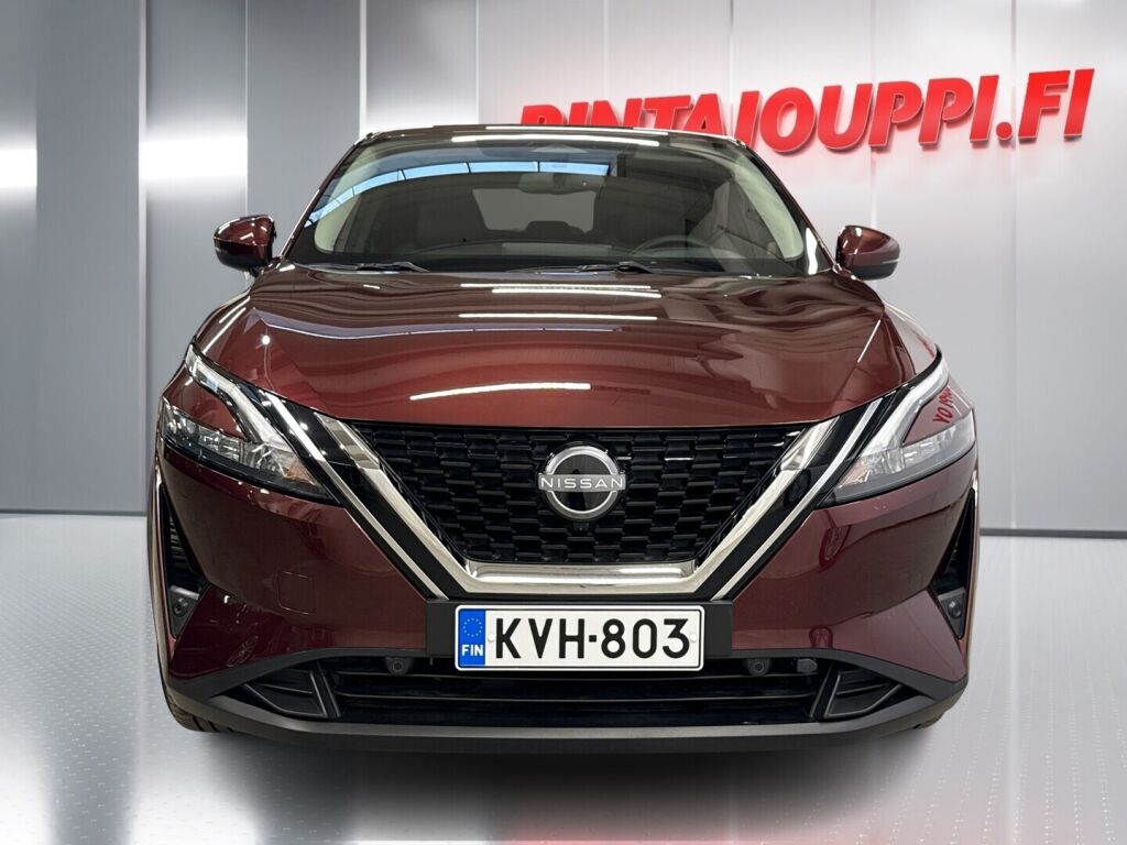 Nissan Qashqai 2023 Punainen