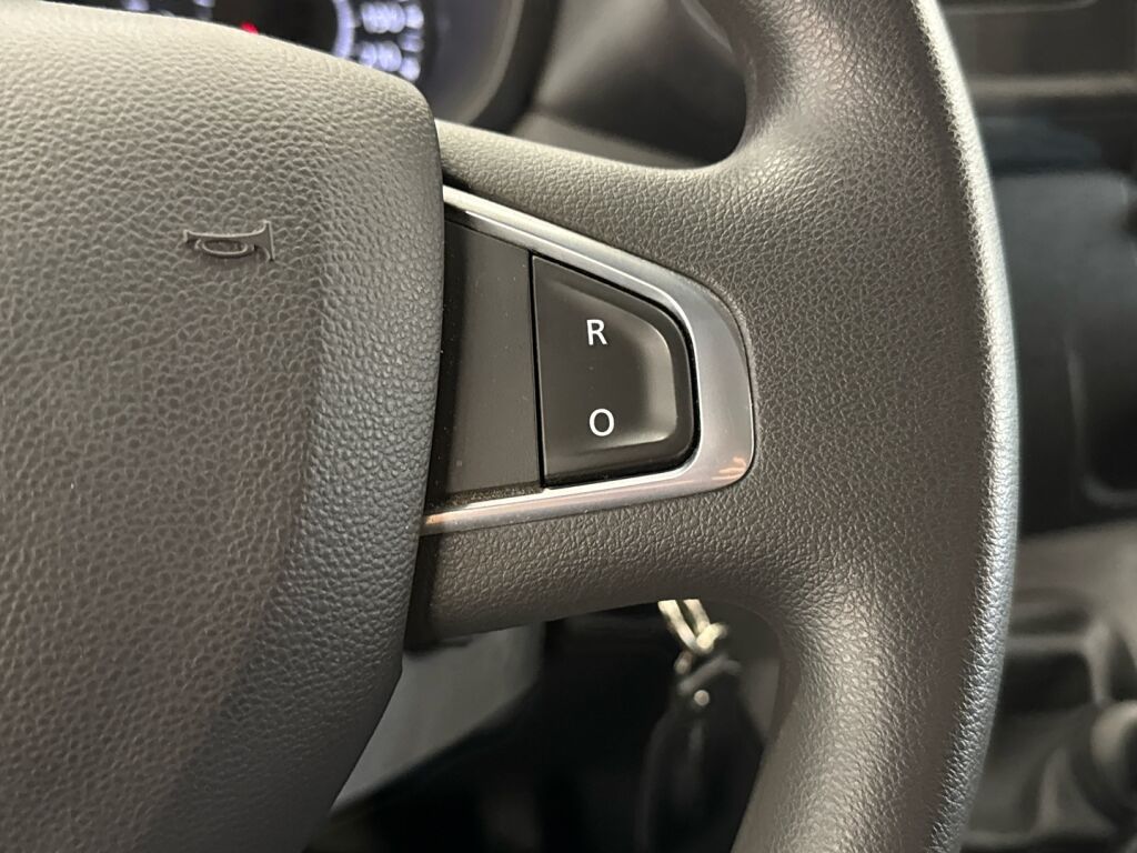 Renault Master 2023 Valkoinen