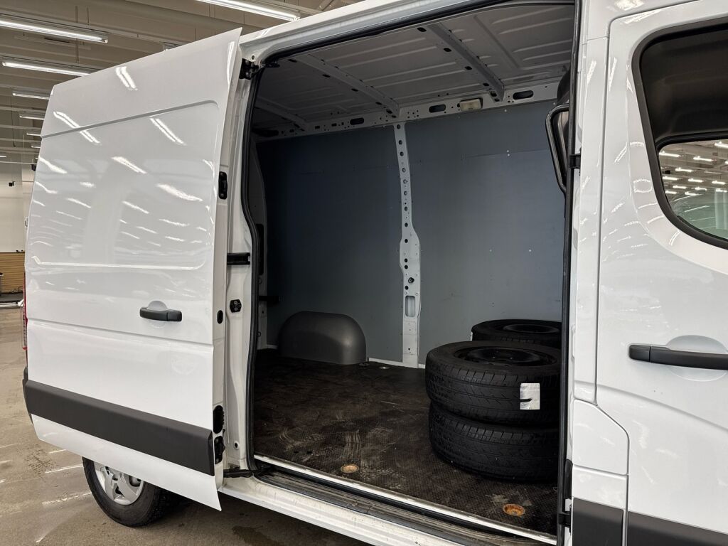 Renault Master 2023 Valkoinen